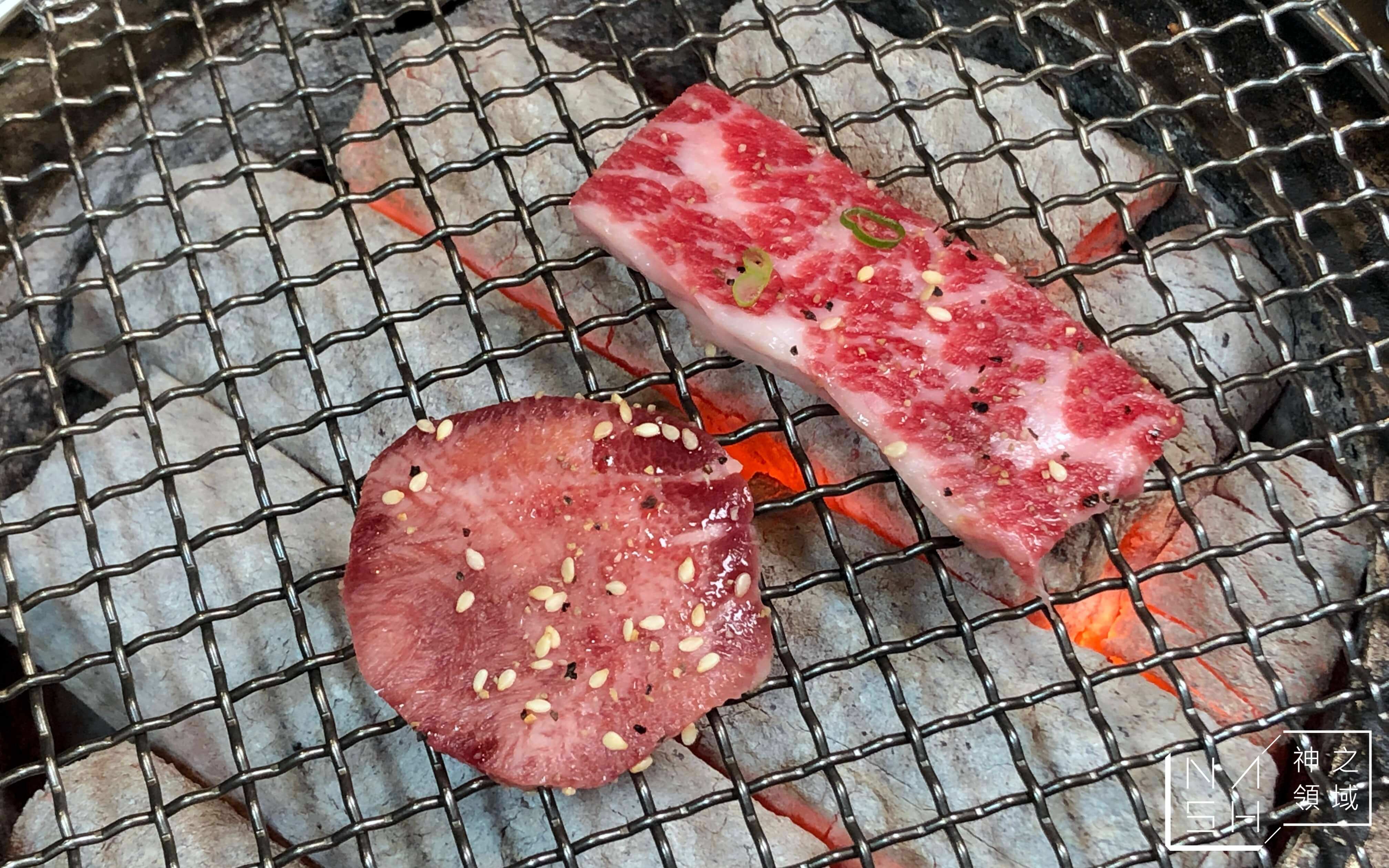 玉須龍炭火燒肉