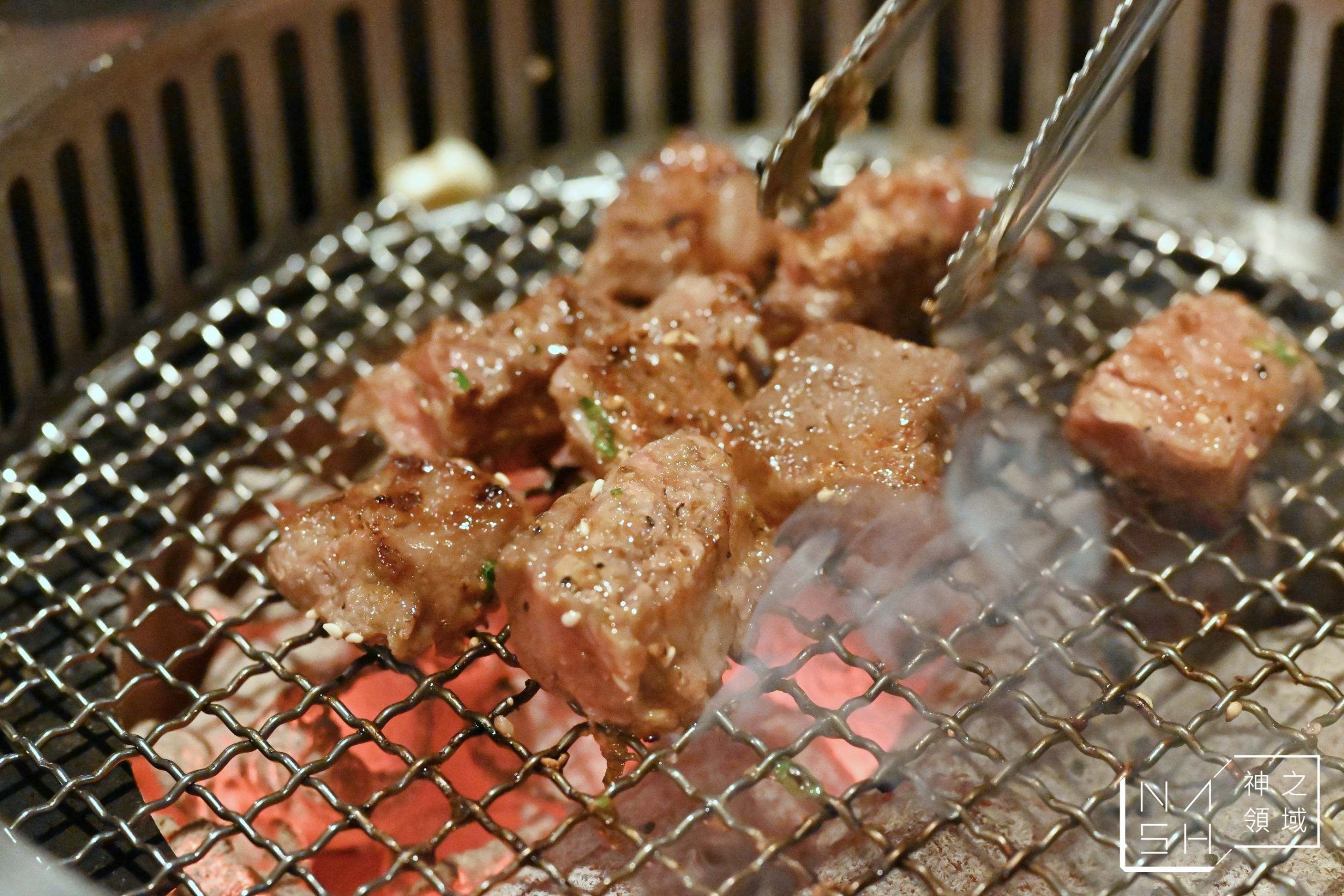 玉須龍炭火燒肉