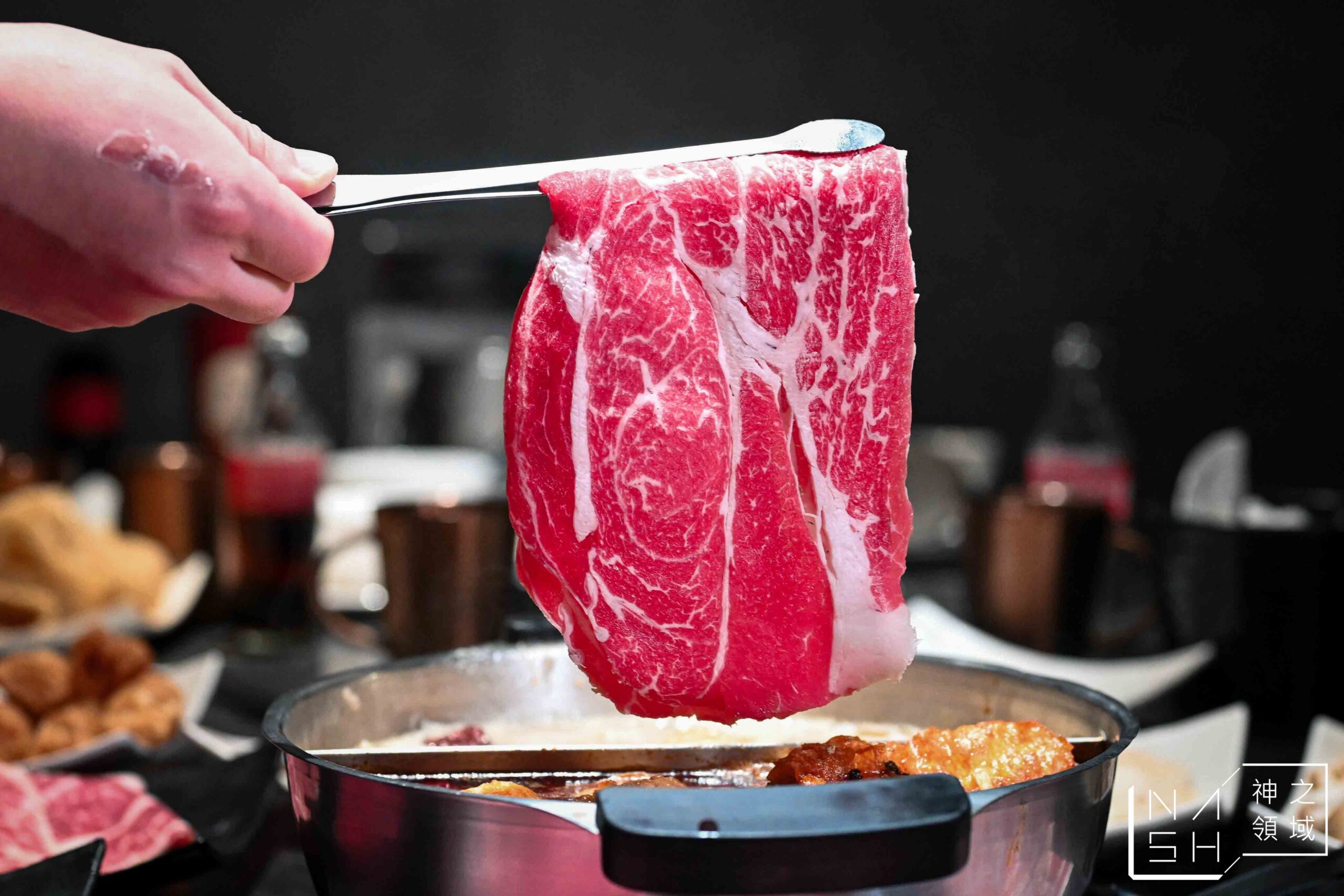 老饕都說「不吃馬辣了」,這家全台北最好的麻辣火鍋吃到飽,破千則4.1星評價真的厲害,沒吃過太扯