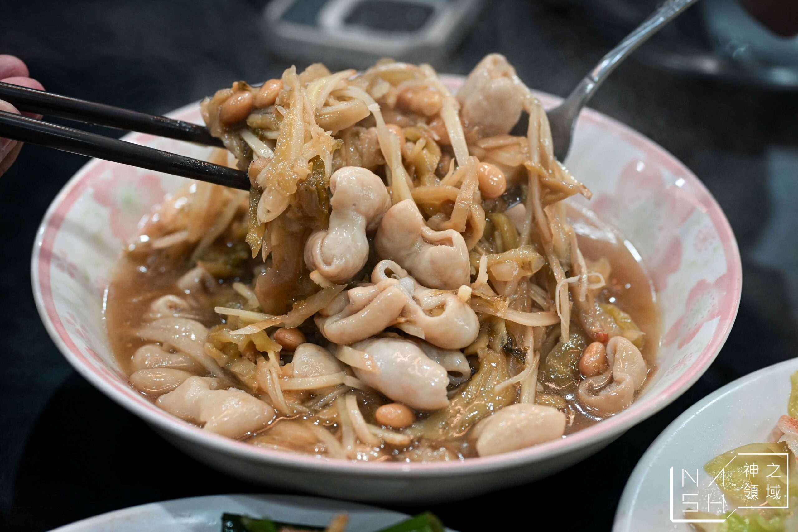 炫庄桶仔雞 炫庄桶仔雞