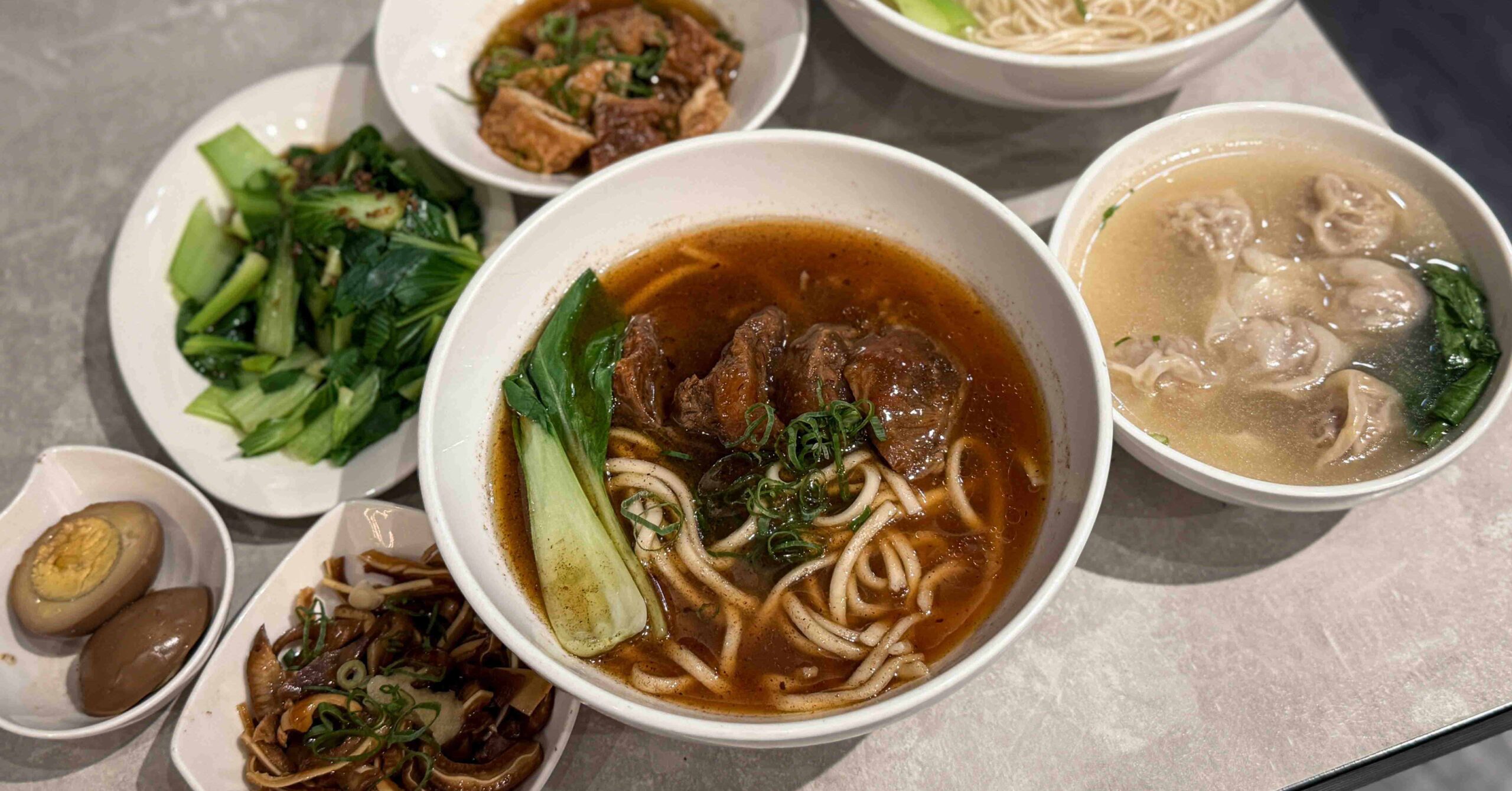 【士林美食】天東86牛肉麵士林店，木村拓哉來台指定要吃