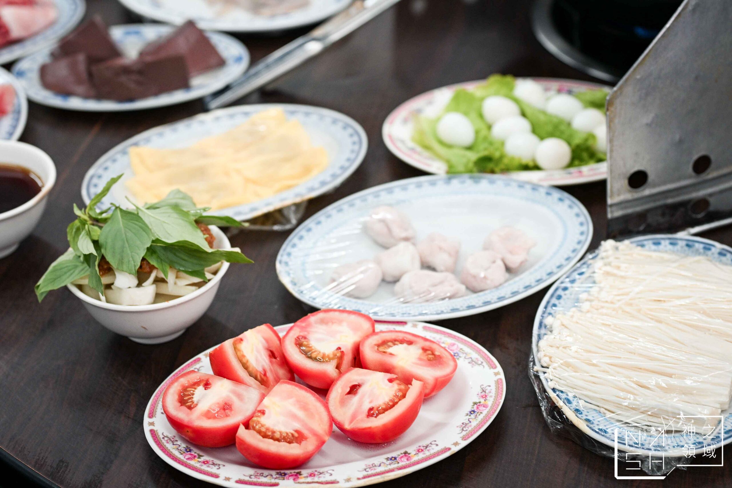 曾德自助火鍋城 曾德自助火鍋城