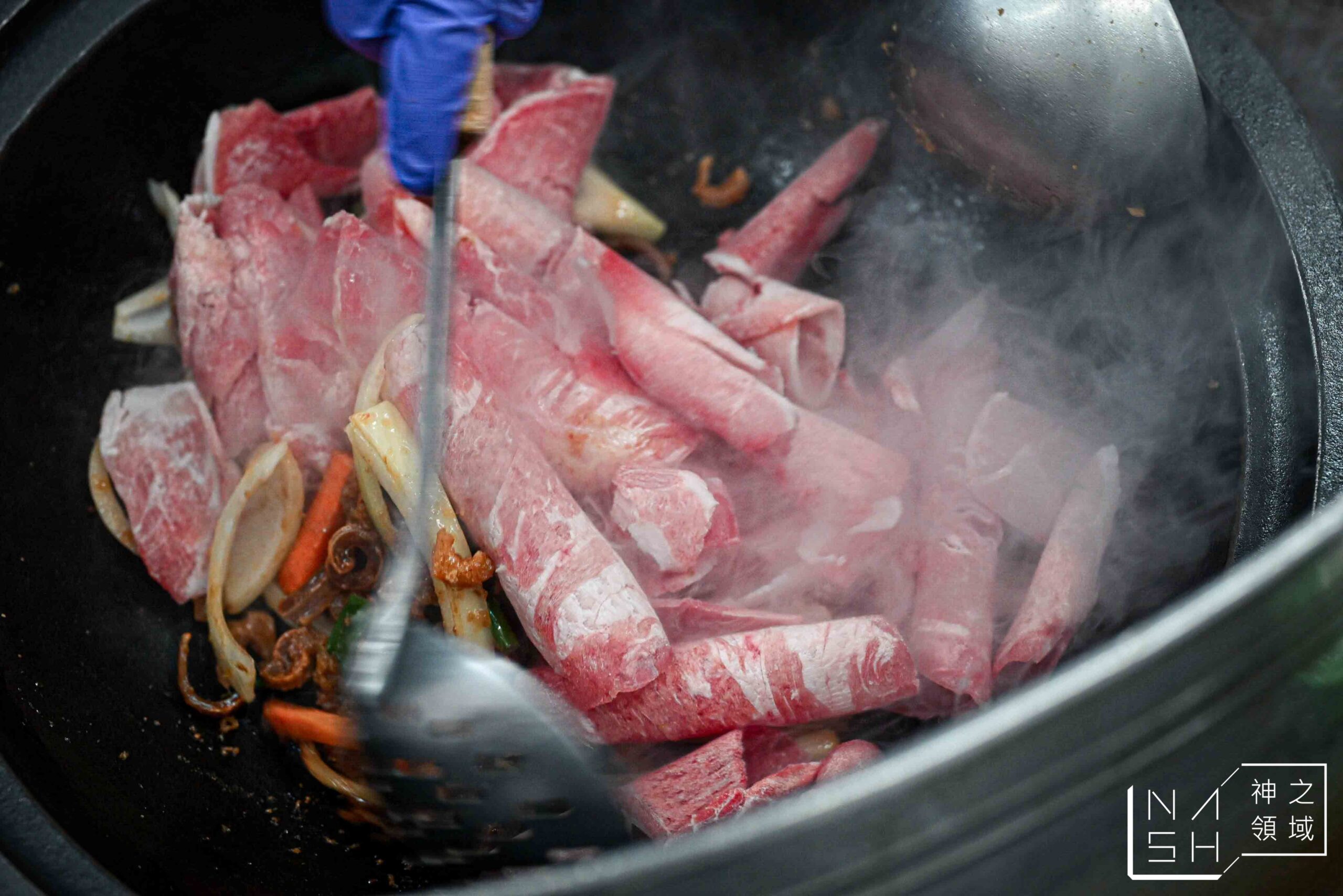 曾德自助火鍋城