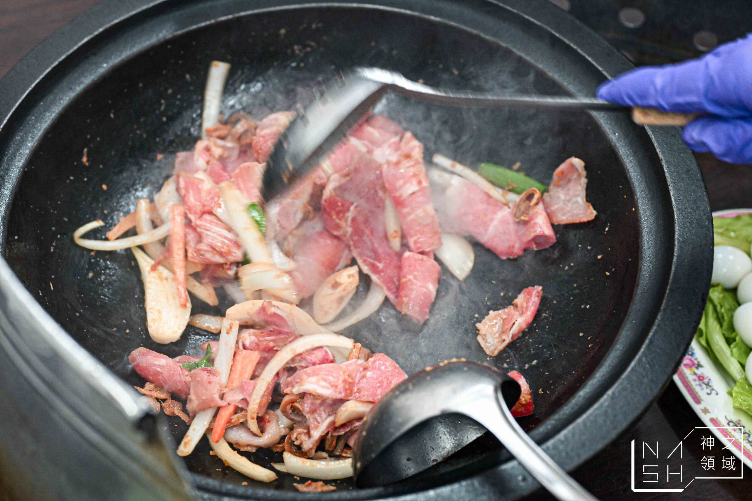 曾德自助火鍋城