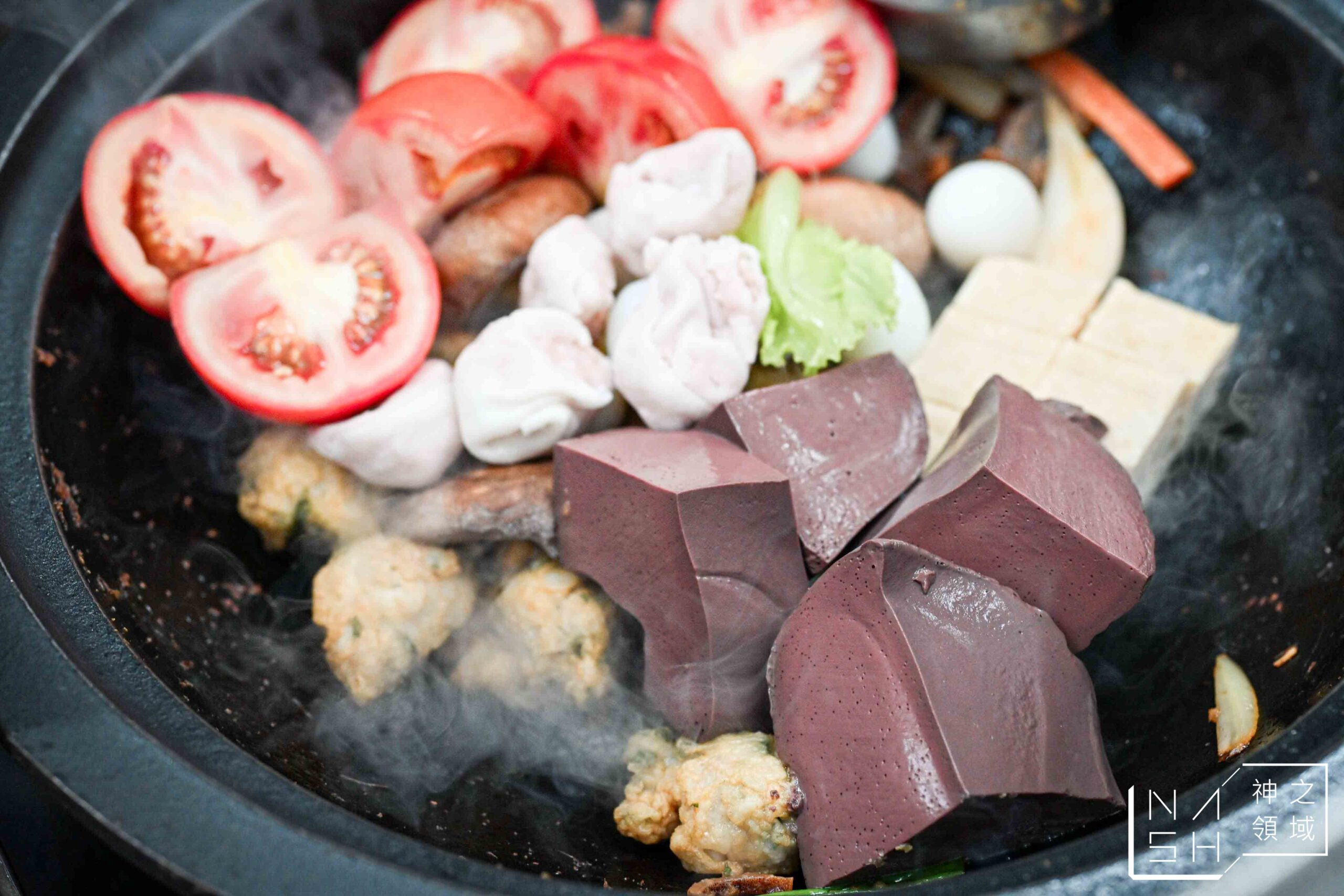 曾德自助火鍋城