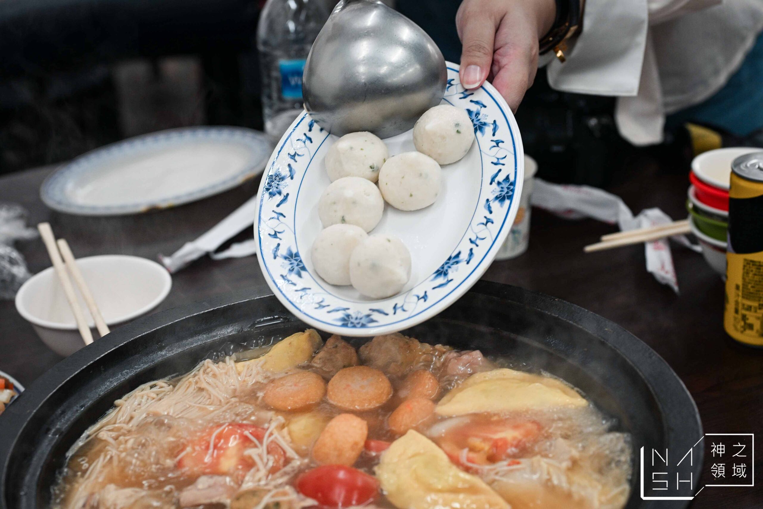 曾德自助火鍋城