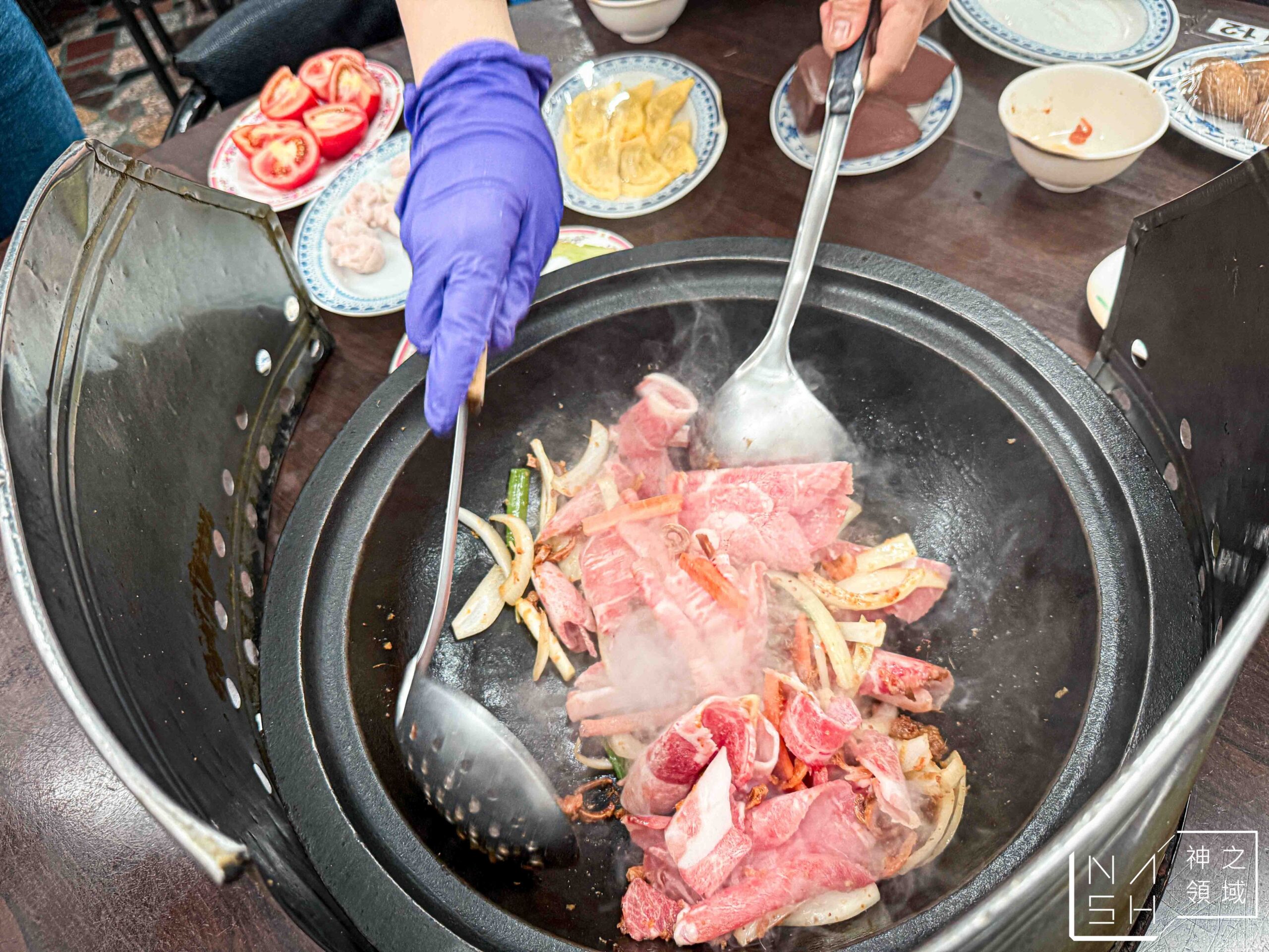 曾德自助火鍋城