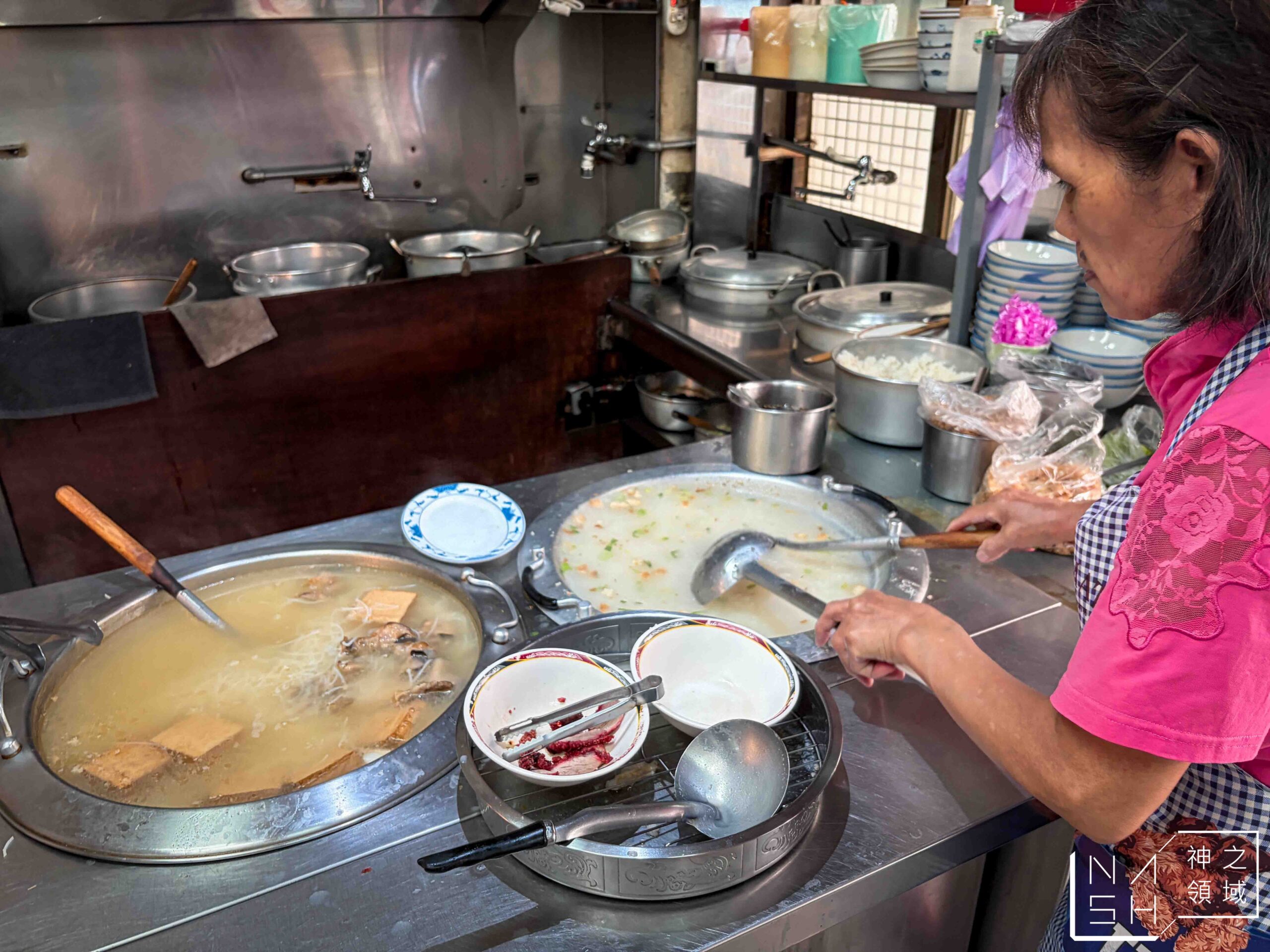 老艋舺鹹粥店 老艋舺鹹粥店