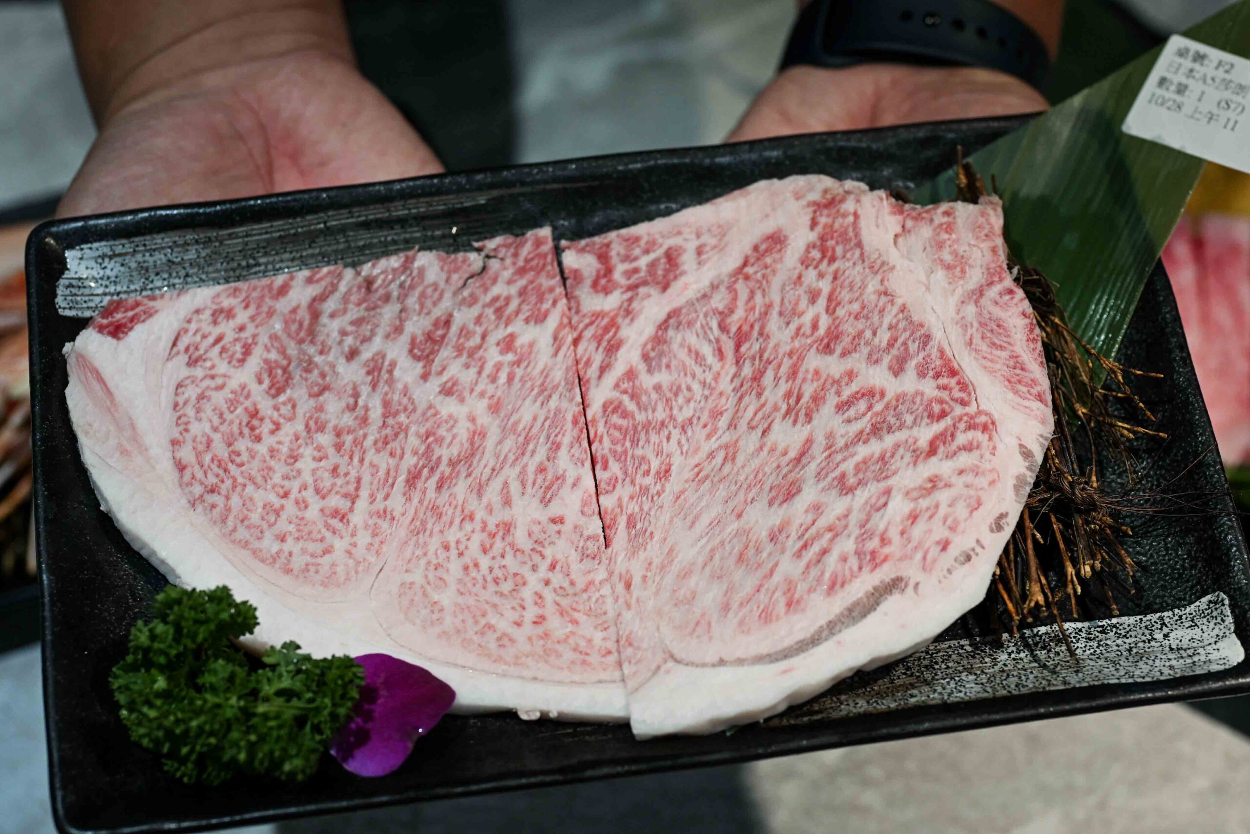 【桃園燒肉推薦】吃肉肉燒き肉専門店|A5和牛吃到飽天花板,厚切牛舌、北海道干貝、天使紅蝦通通無限續! @Nash,神之領域  @Nash,神之領域