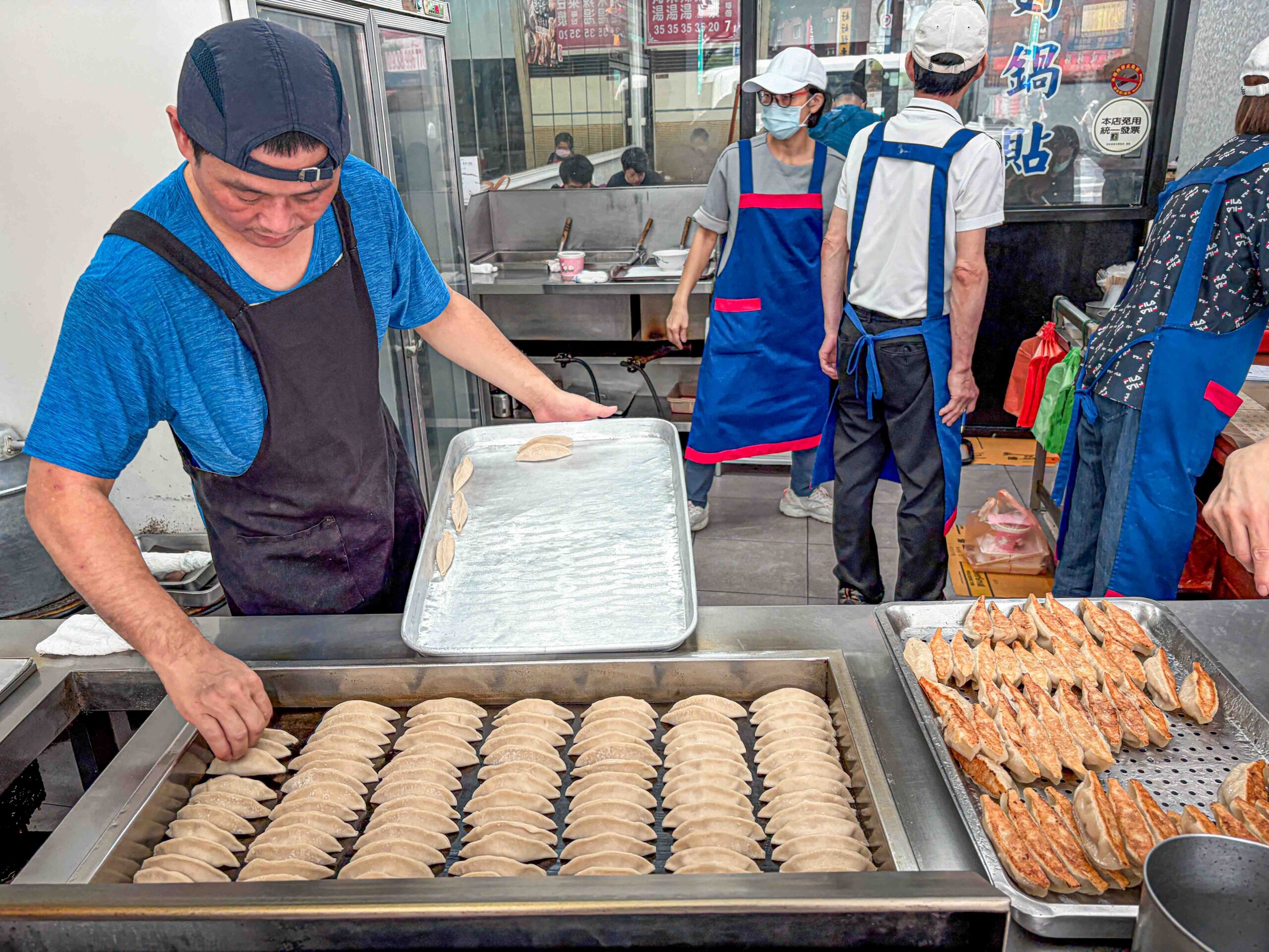 【南港美食推薦】珍好鍋貼｜開業30年老字號人氣小吃，被稱為南港第一名鍋貼，網路破千則好評