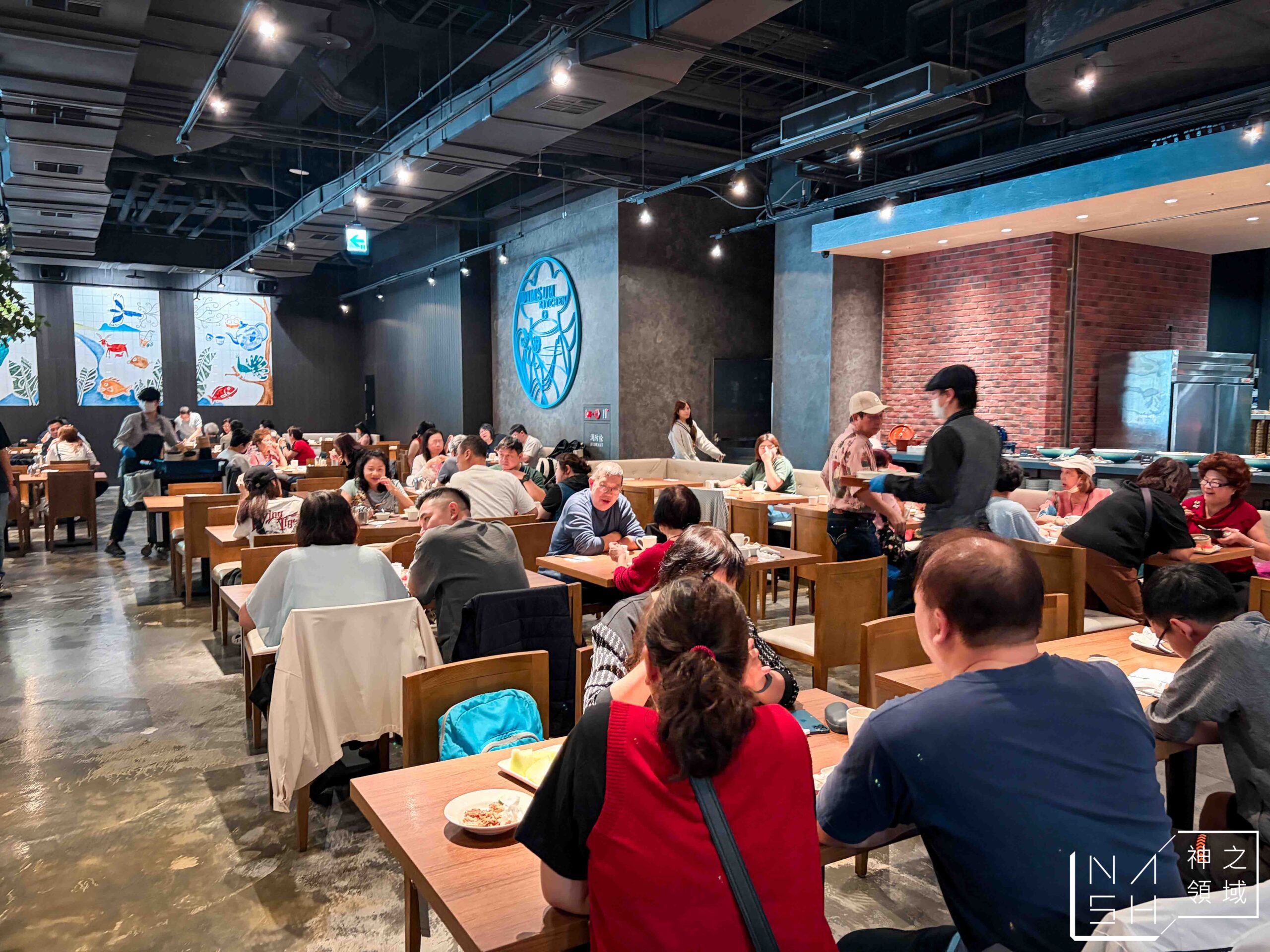 村民食堂廚窗港點 i-Tower 店