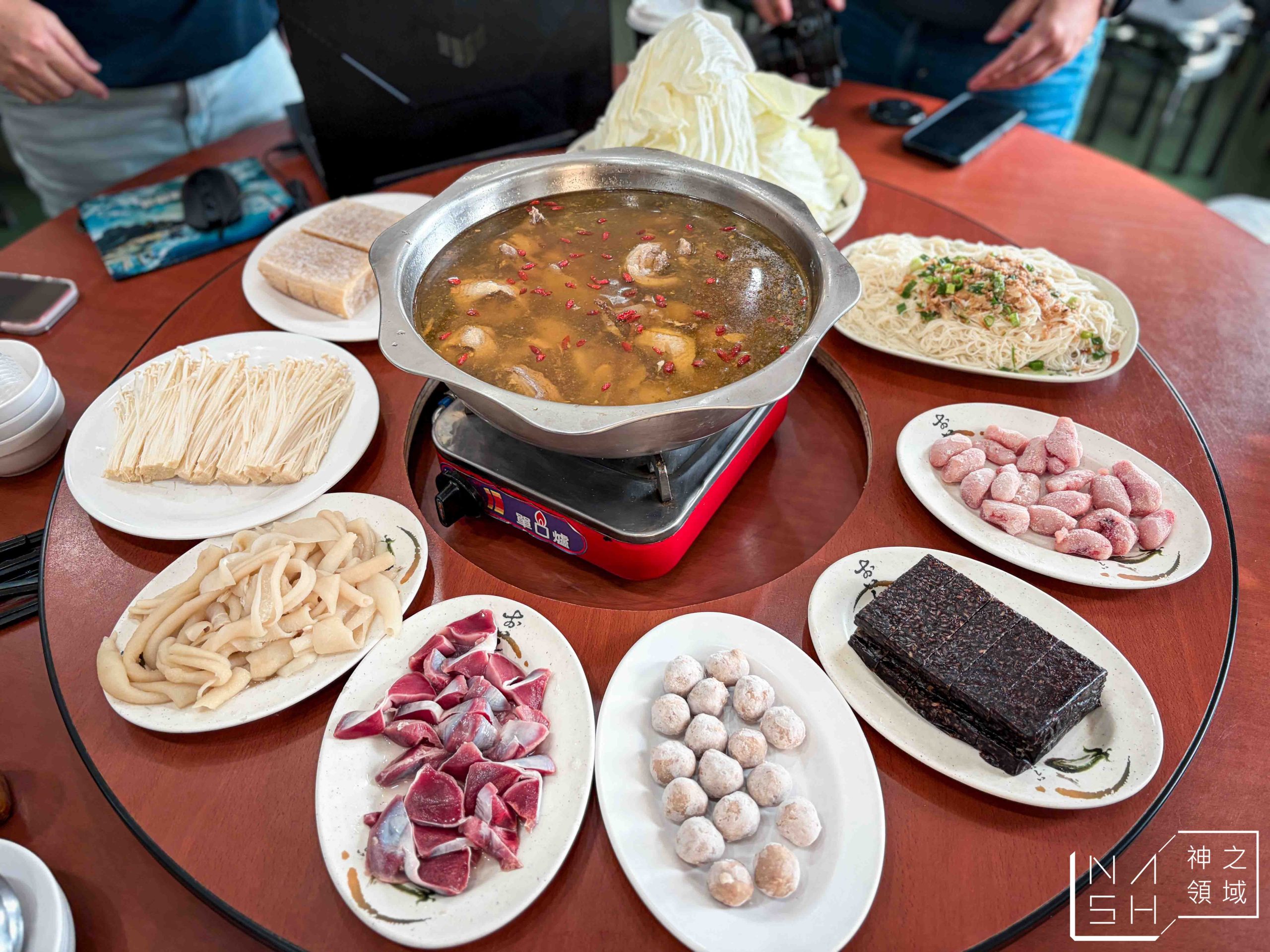 台灣番鴨牧場大江店