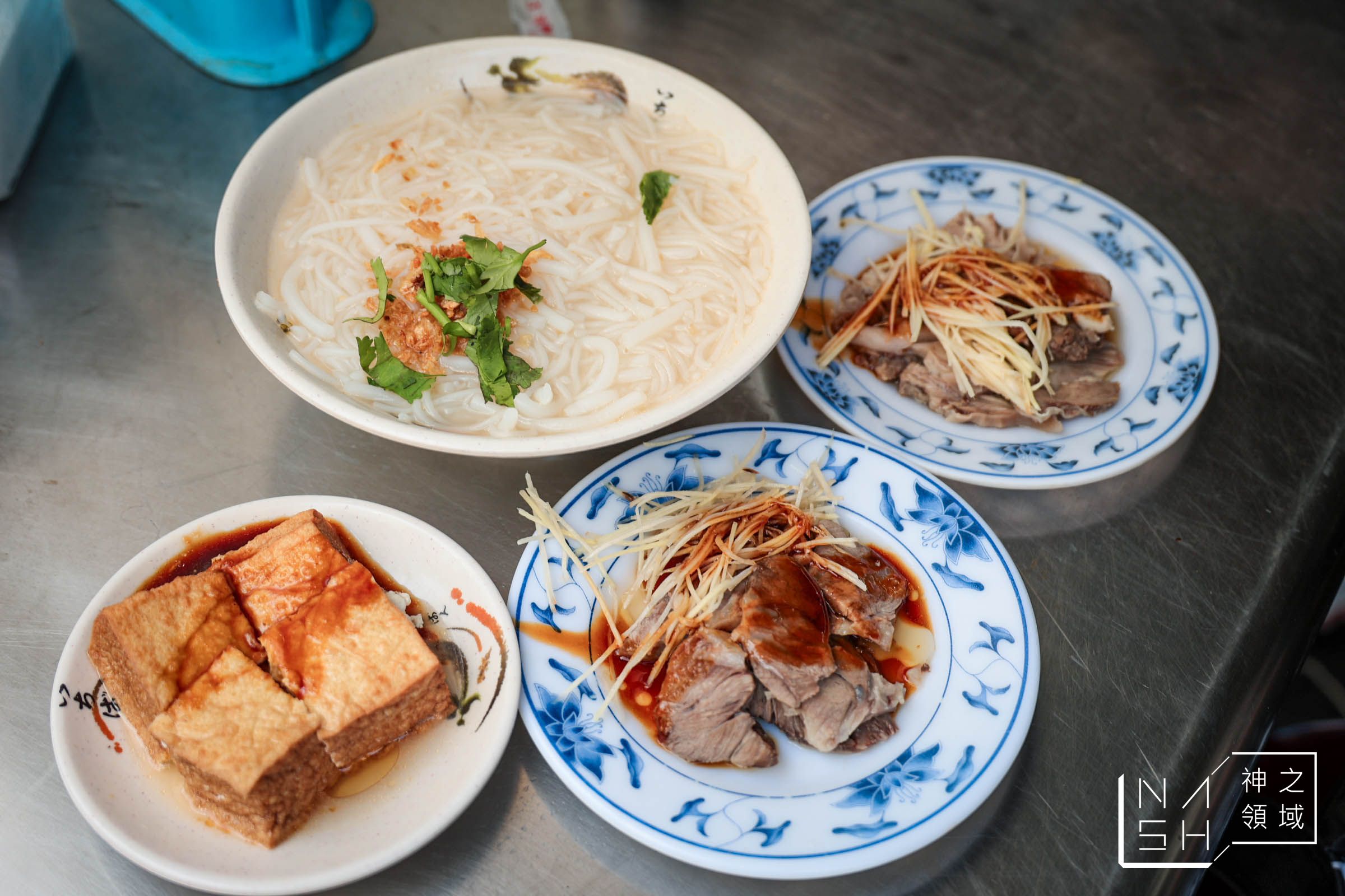 華榮市場古早味米粉湯