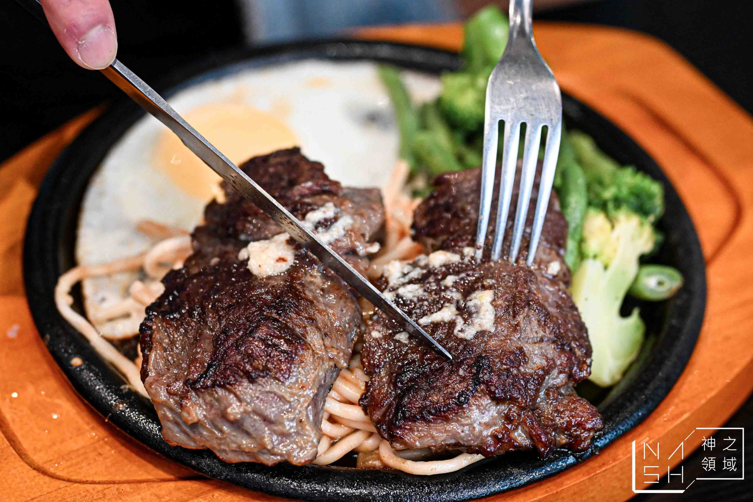 【林口美食】B&B Steak 林口店|高CP值原肉牛排進駐林口,林口炙燒牛排新選擇 @Nash,神之領域 @Nash,神之領域