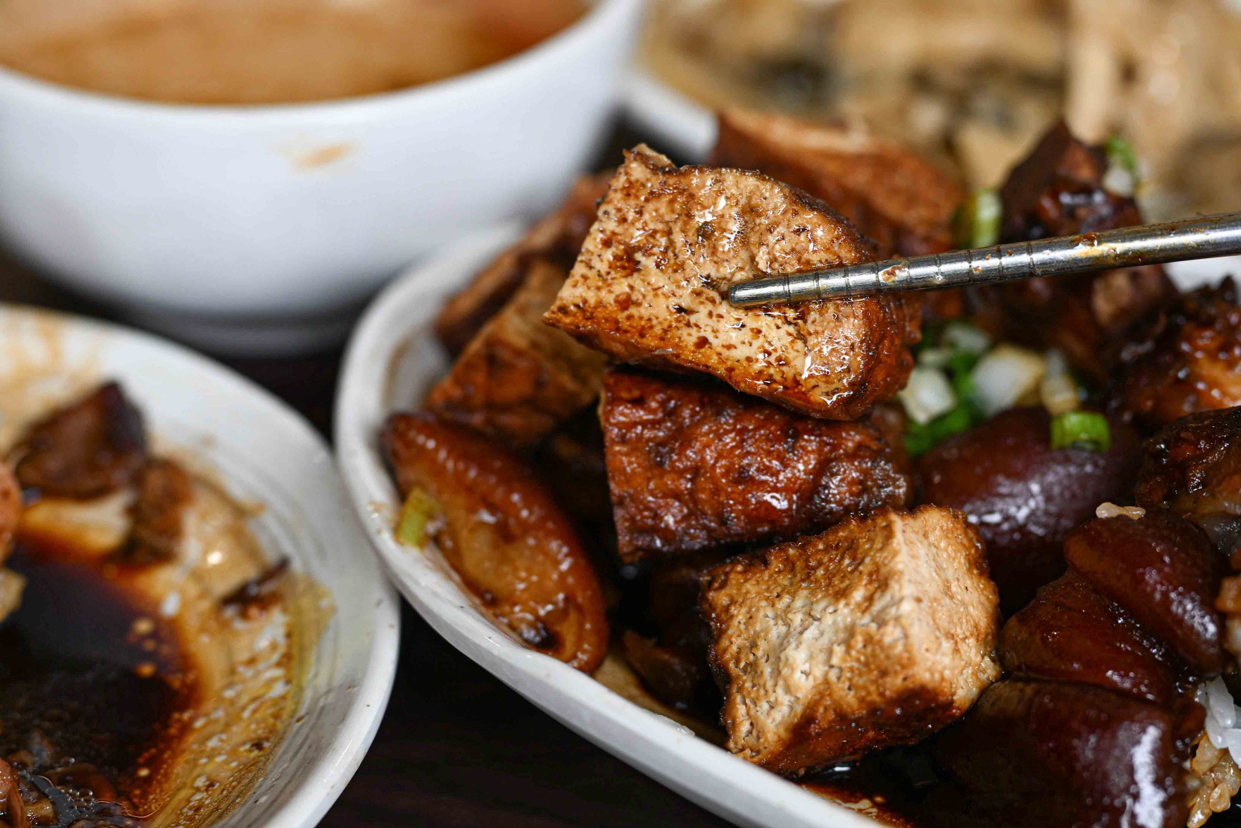 老牌張豬腳飯 老牌張豬腳飯