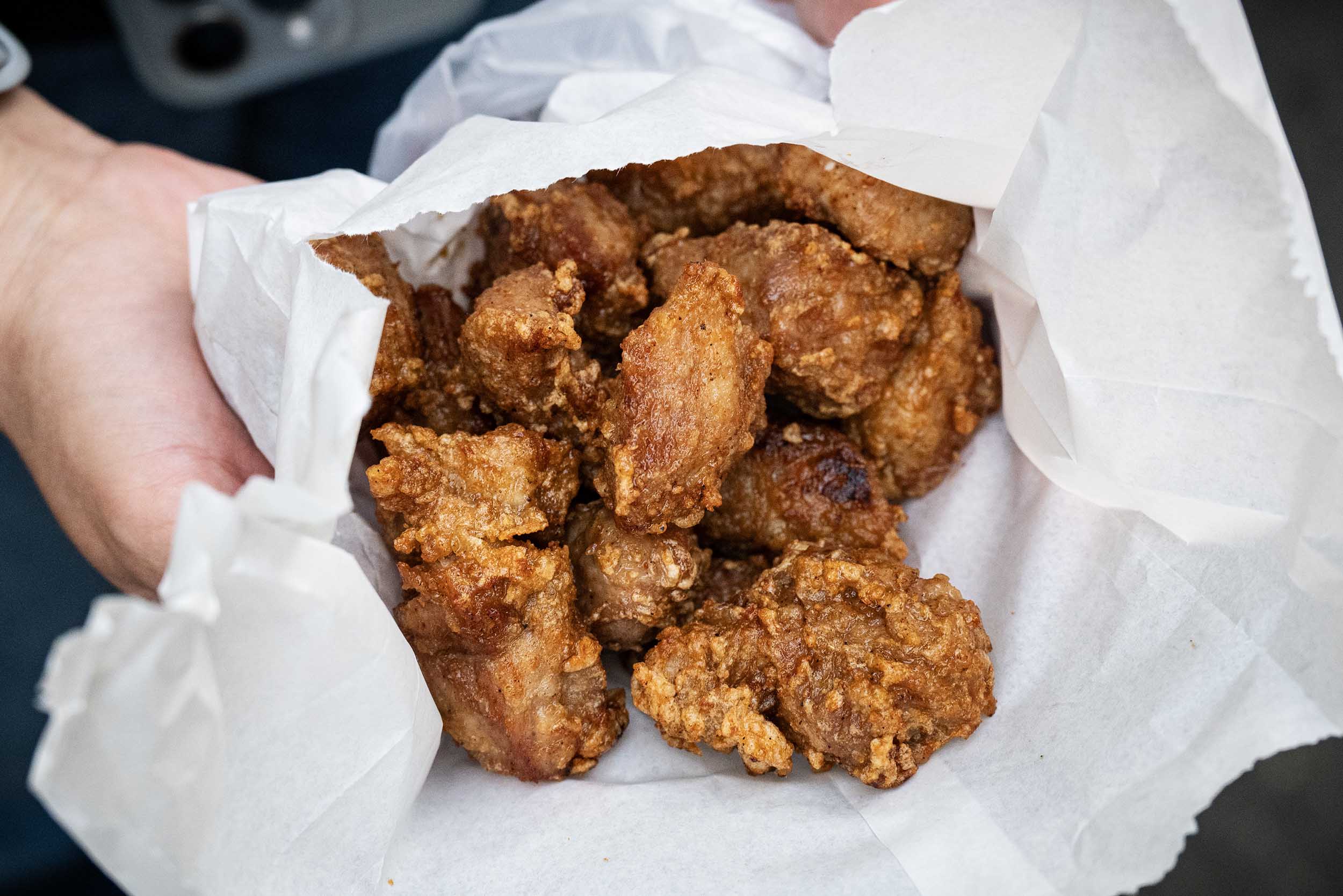 何家百年祖傳排骨酥