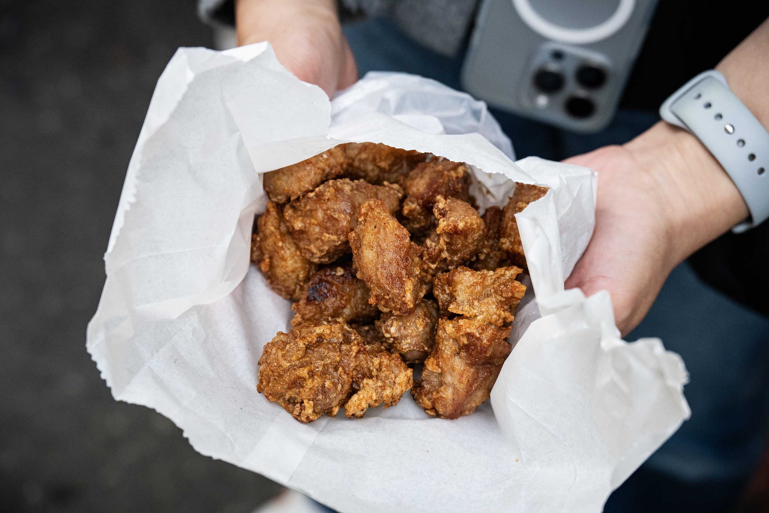 何家百年祖傳排骨酥