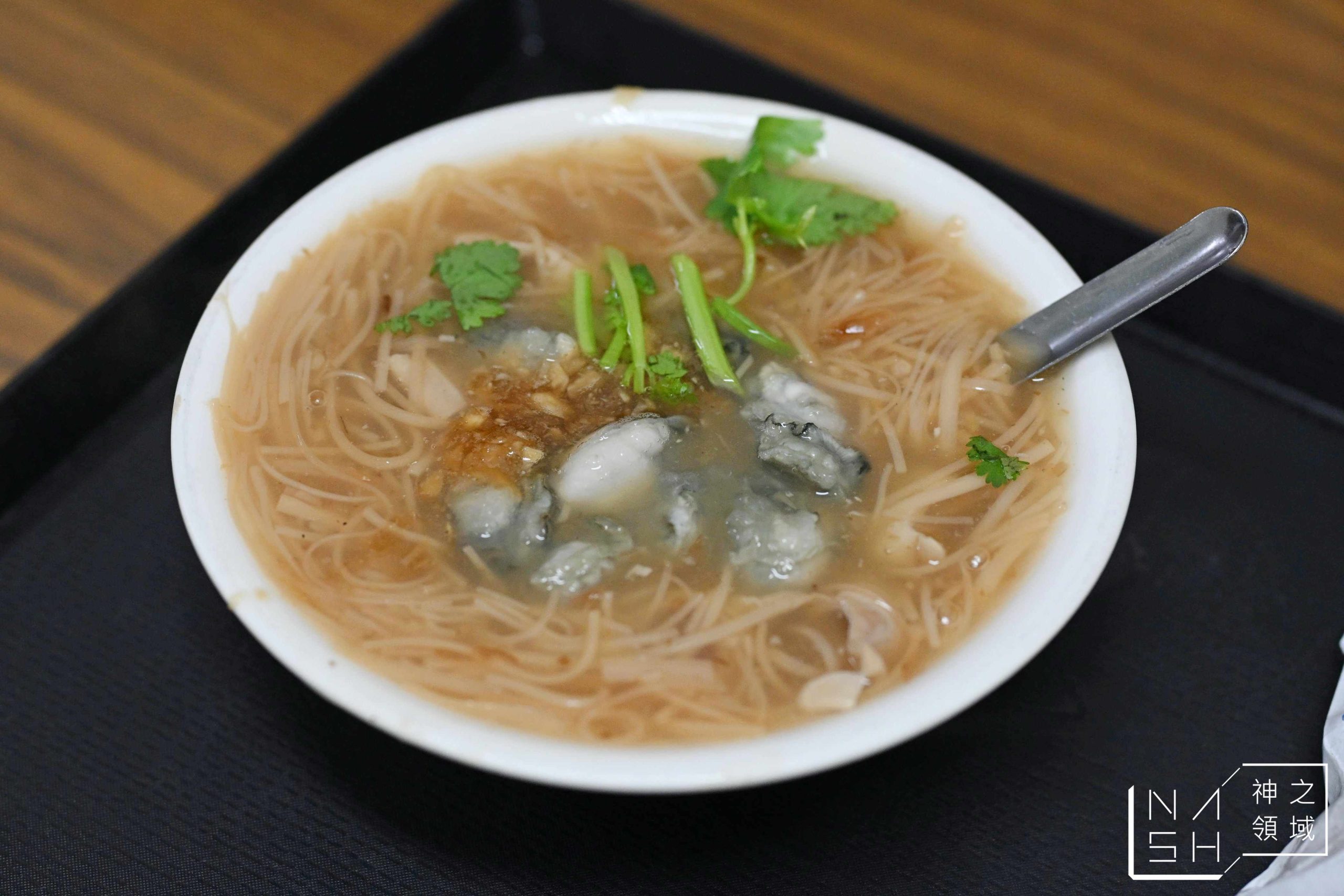 【板橋美食】油庫口蚵仔麵線+炭烤香腸|Google 評價破萬則,老饕熟客一來就是直接點一套 @Nash,神之領域 @Nash,神之領域