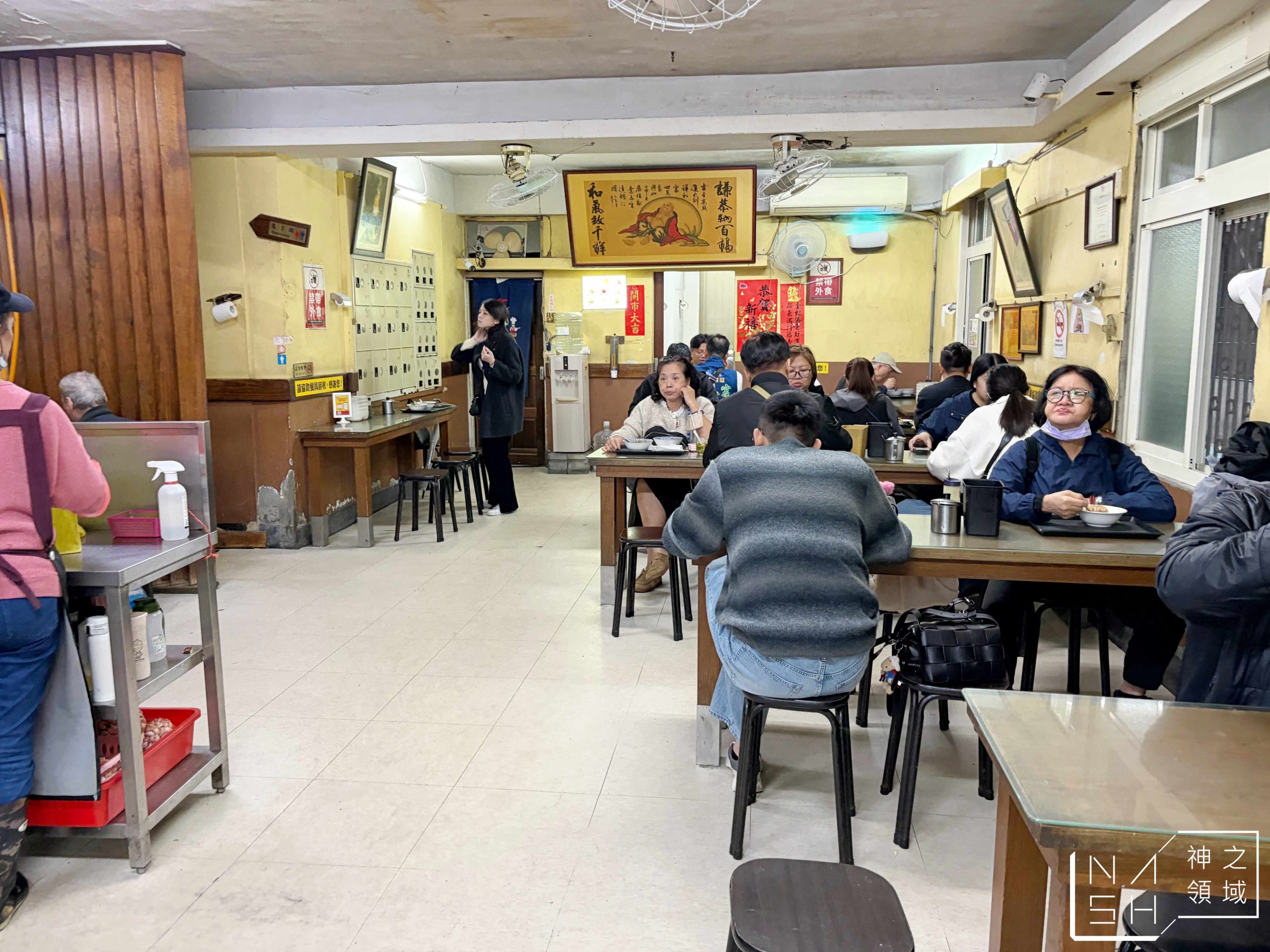 【板橋美食】油庫口蚵仔麵線+炭烤香腸|Google 評價破萬則,老饕熟客一來就是直接點一套 @Nash,神之領域 @Nash,神之領域