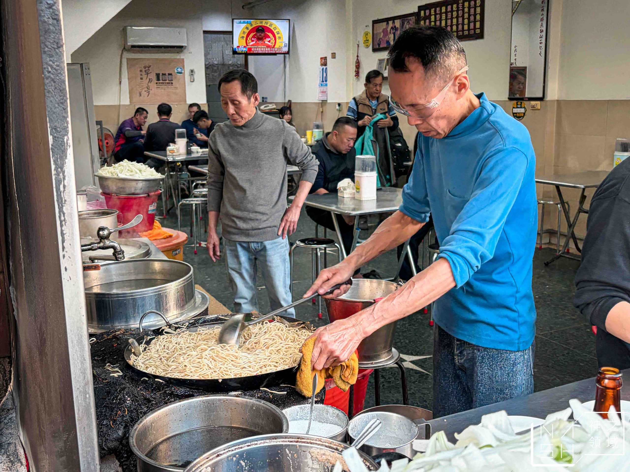 羅山生炒鱔魚麵