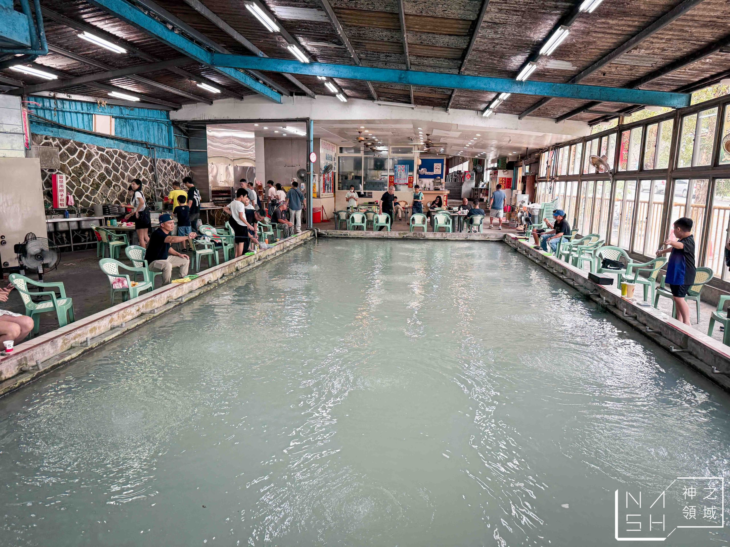 春城釣蝦美食廣場