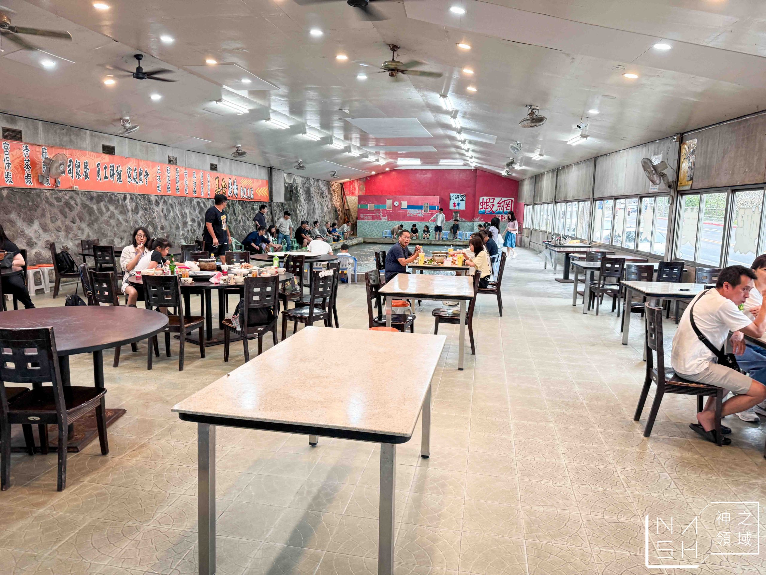 春城釣蝦美食廣場