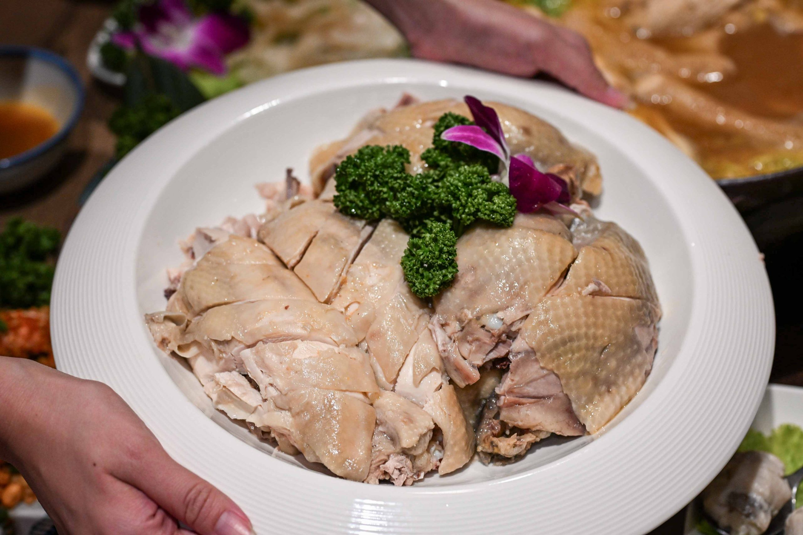 【君曜雞湯】信義區雞湯火鍋推薦|台北101/世貿站美食|金湯濃郁系火鍋附菜單 @Nash,神之領域 @Nash,神之領域