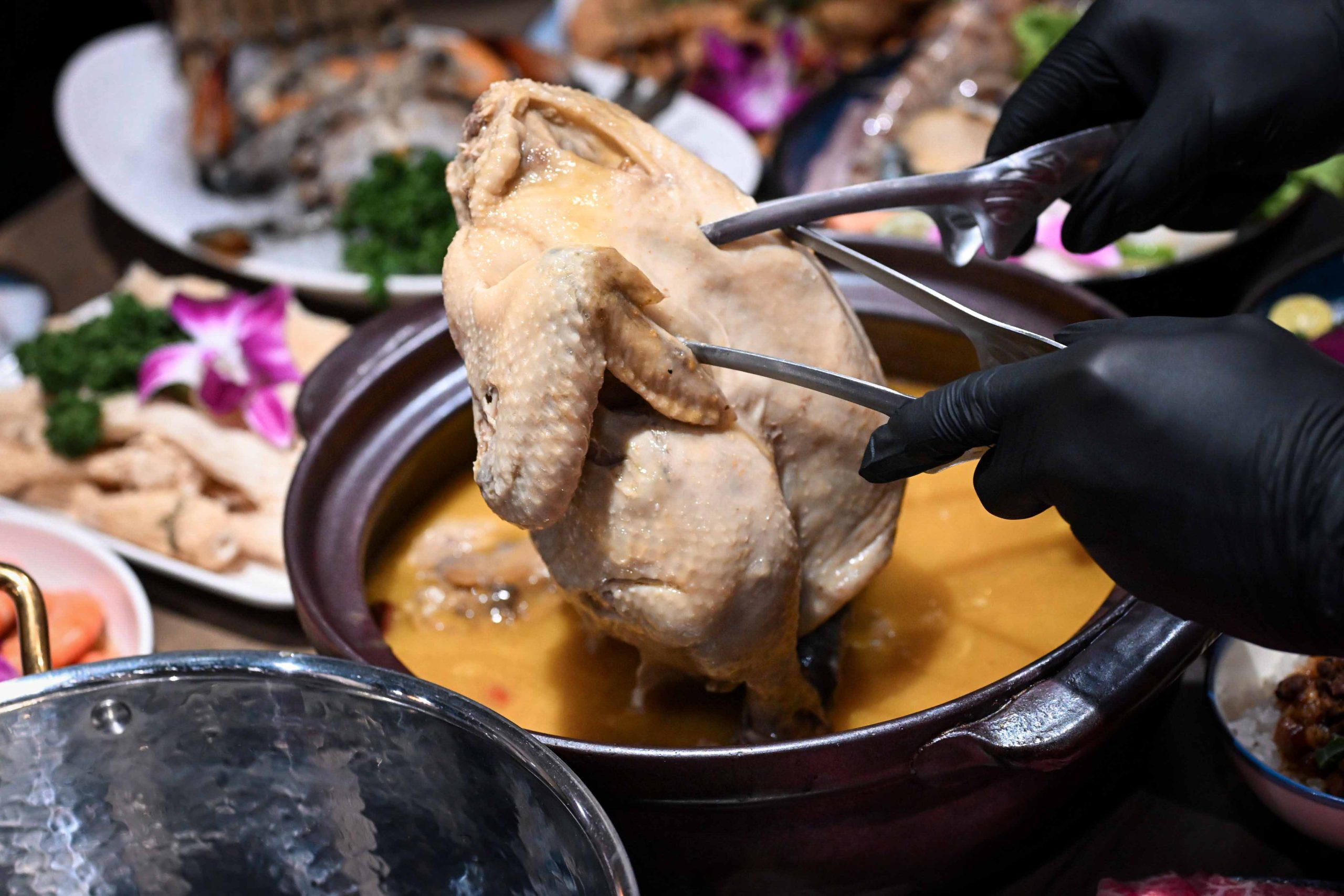 【君曜雞湯】信義區雞湯火鍋推薦|台北101/世貿站美食|金湯濃郁系火鍋附菜單 @Nash,神之領域 @Nash,神之領域