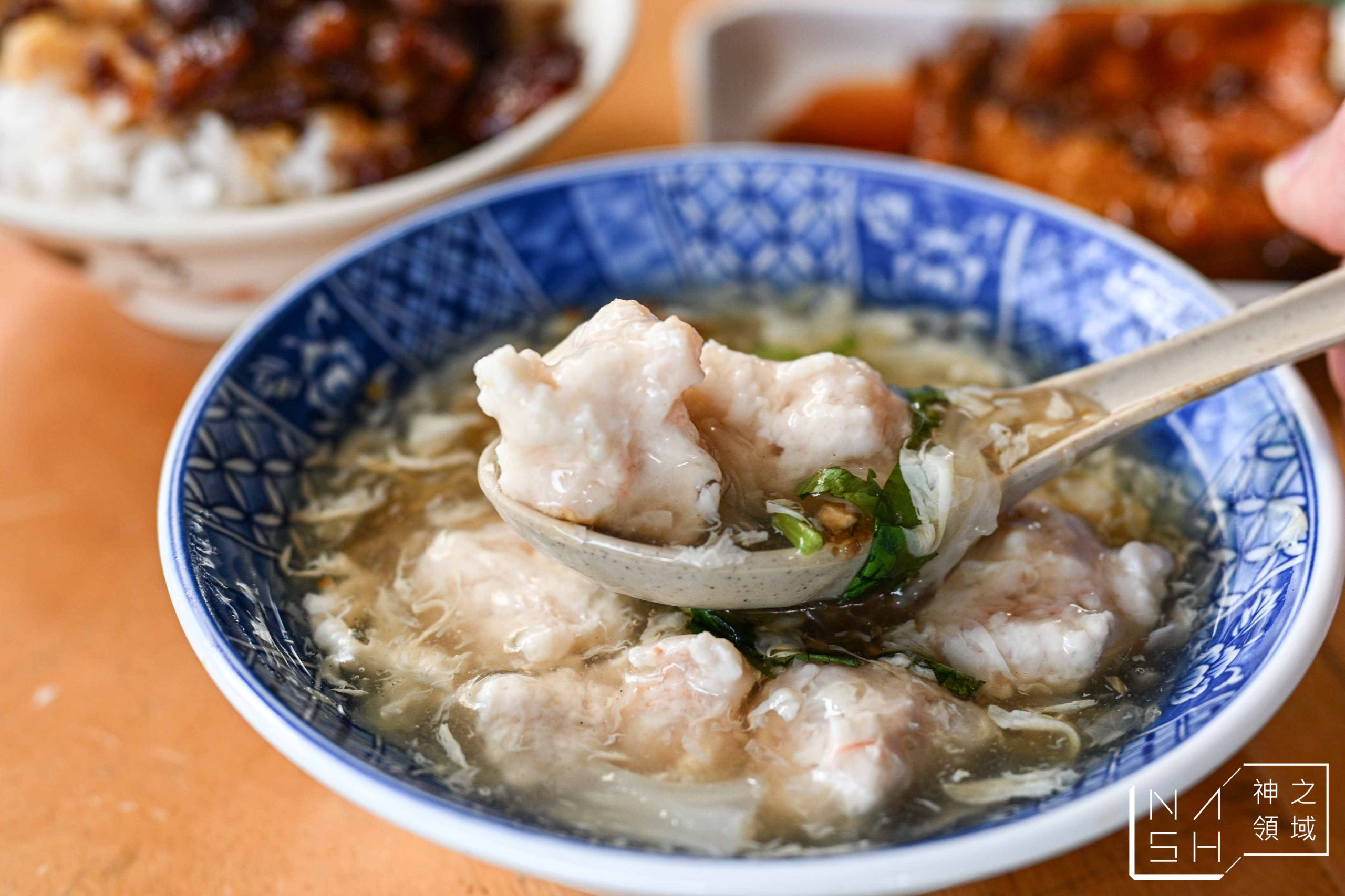 【三重美食】店老大魯肉飯|米其林推薦店小二分店,滷肉飯、蝦仁羹必點 @Nash,神之領域 @Nash,神之領域