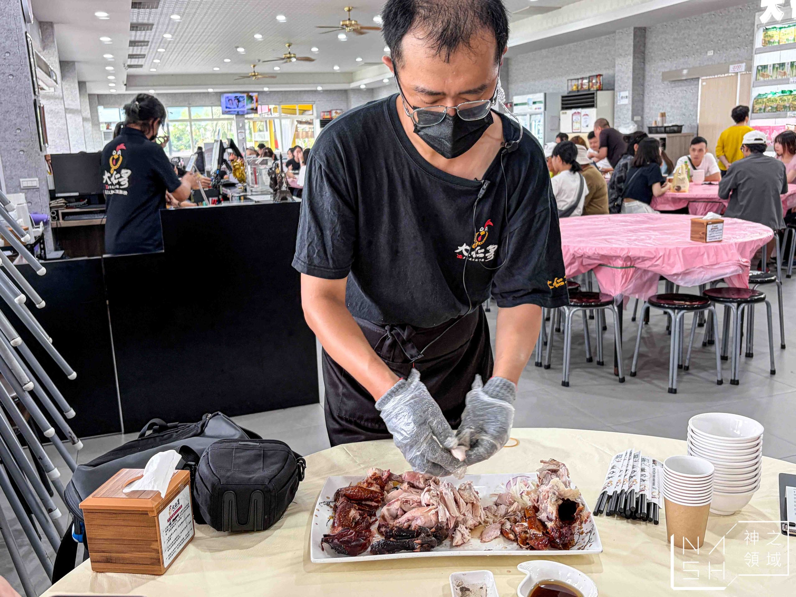 大仁哥蔗香脆皮桶仔雞 大仁哥蔗香脆皮桶仔雞