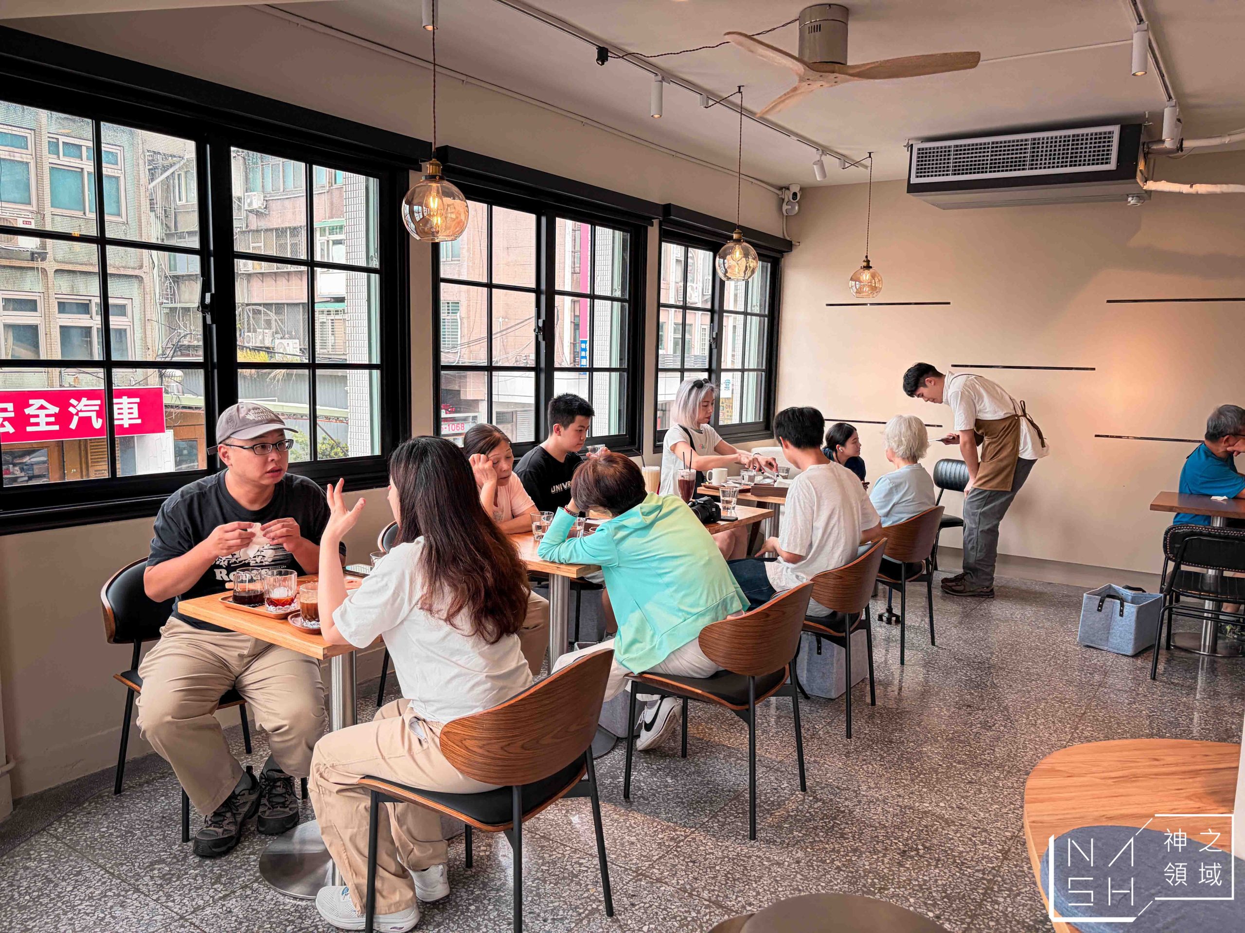 【中山國中美食】波赫士領地精品咖啡館民族店|松山機場看飛機景觀餐廳,早午餐咖啡推薦(菜單) @Nash,神之領域 @Nash,神之領域