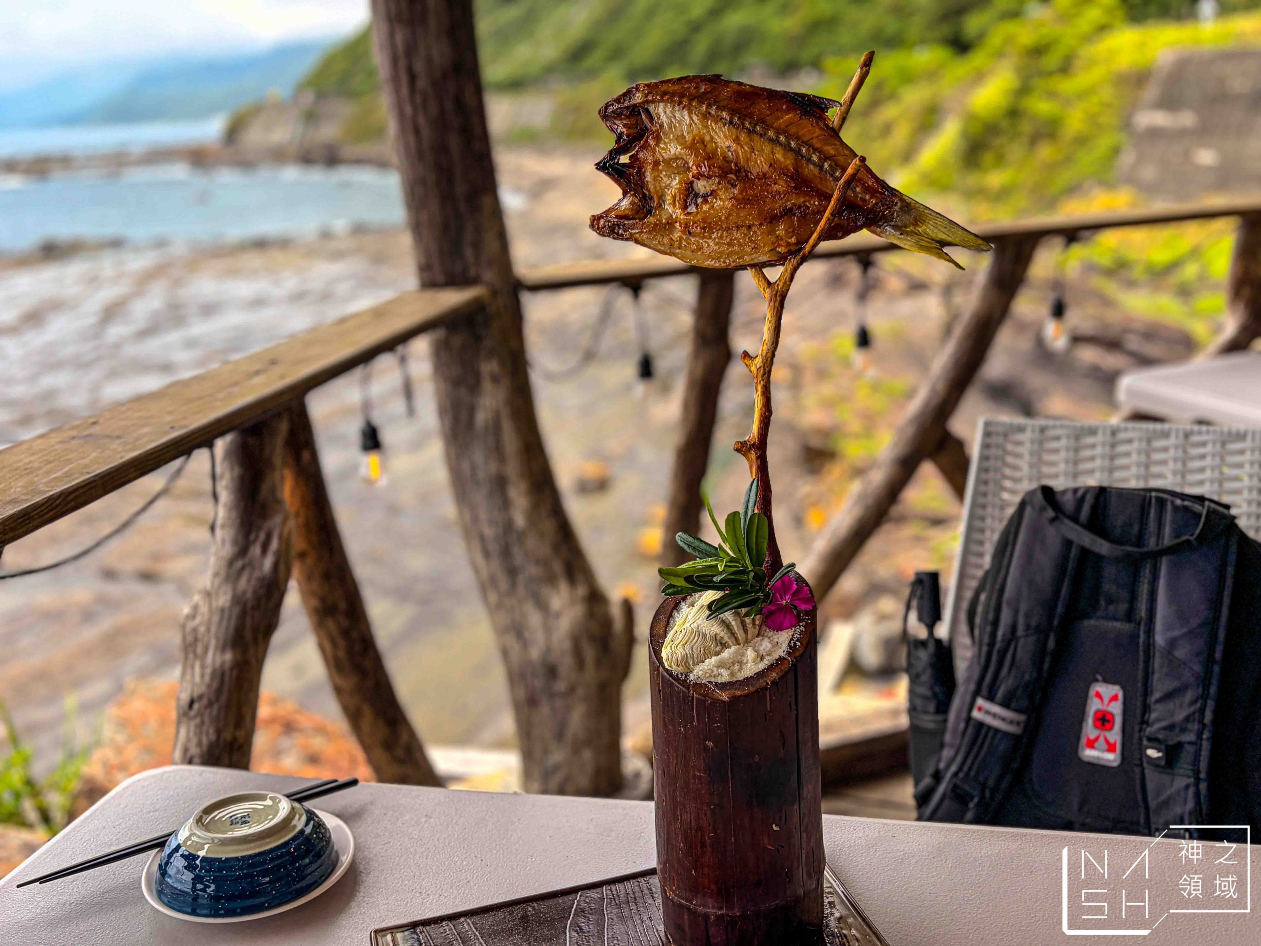 懸崖上的海產店真的別隨便坐下,別風景跟龍蝦都超棒,捨不得離開! @Nash,神之領域 @Nash,神之領域