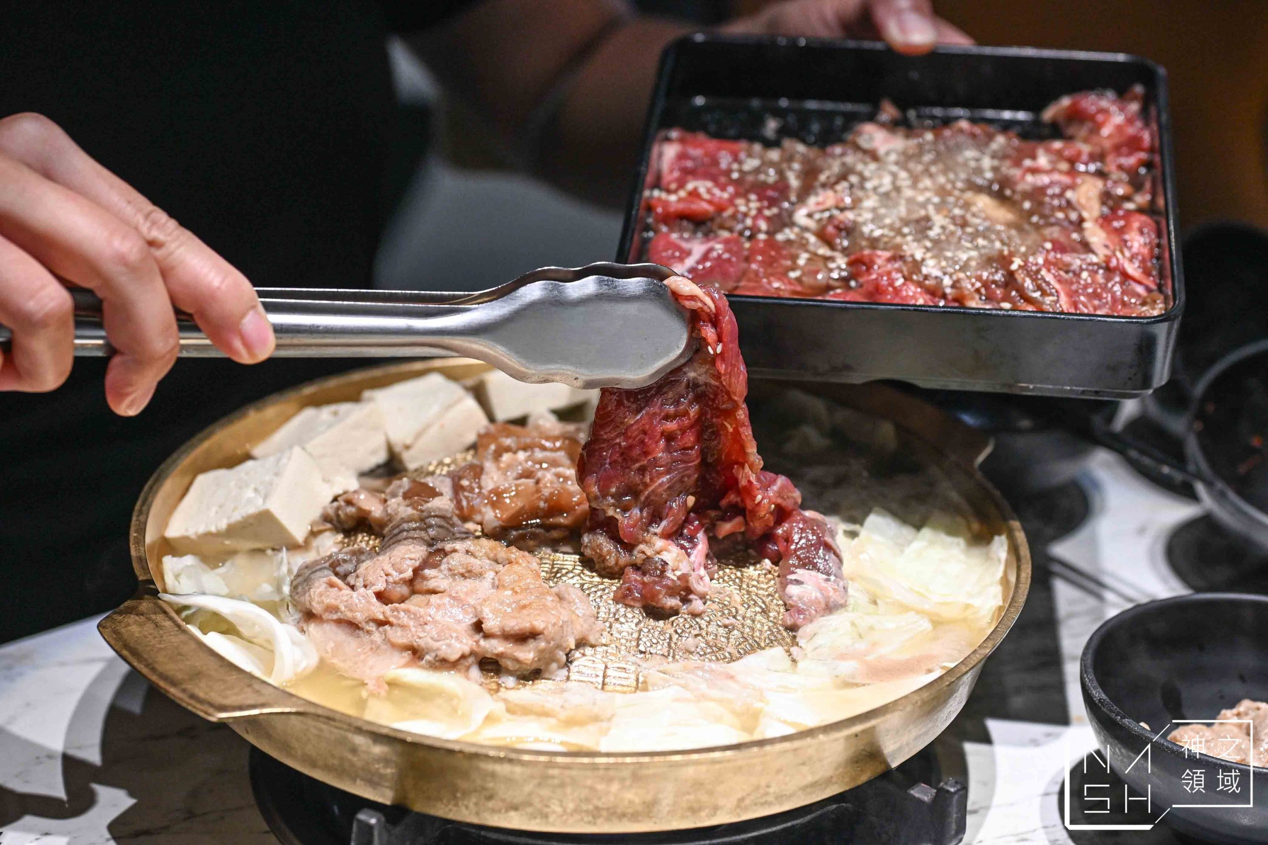 【新店美食推薦】朝鮮味韓式料理新店店|小菜無限吃到飽超狂!高CP值銅盤烤肉與部隊鍋推薦(菜單) @Nash,神之領域 @Nash,神之領域