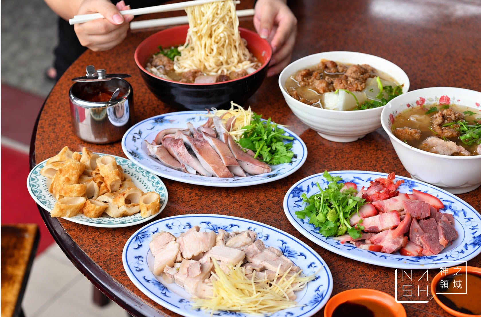 橋頭排骨麵