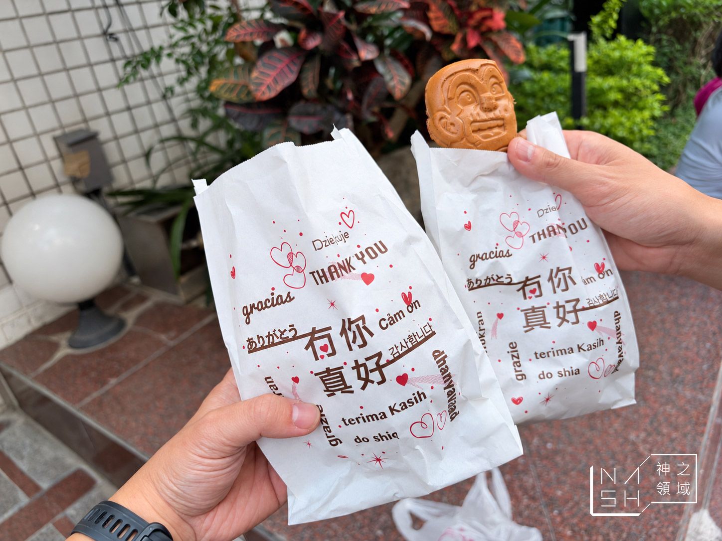 【台中美食推薦】咔啦脆皮雞蛋糕 豐原店|像餅乾一樣超酥脆!廟東夜市旁神級卡通雞蛋糕 @Nash,神之領域 @Nash,神之領域